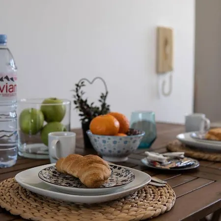 Sea-inspired Two Br - Malama Beach Апартаменты